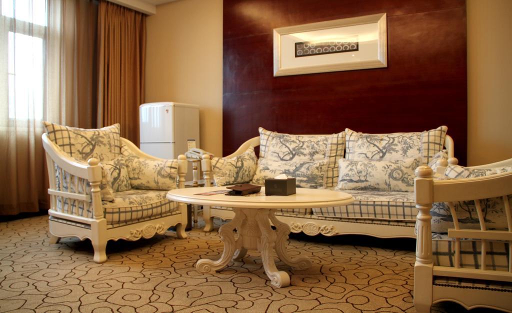 Dynasty International Hotel Kunming Zimmer foto