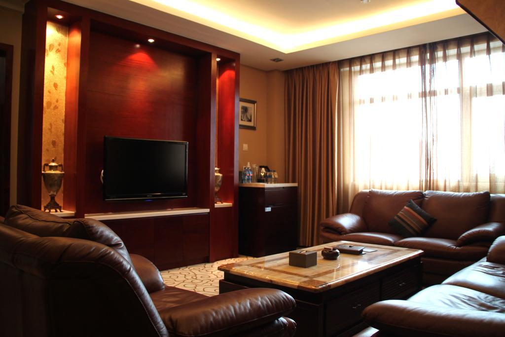 Dynasty International Hotel Kunming Zimmer foto