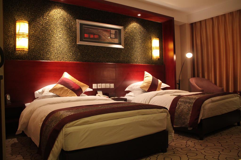 Dynasty International Hotel Kunming Exterior foto